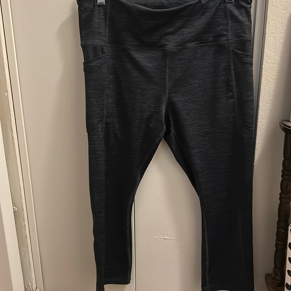 Nwot avita leggings